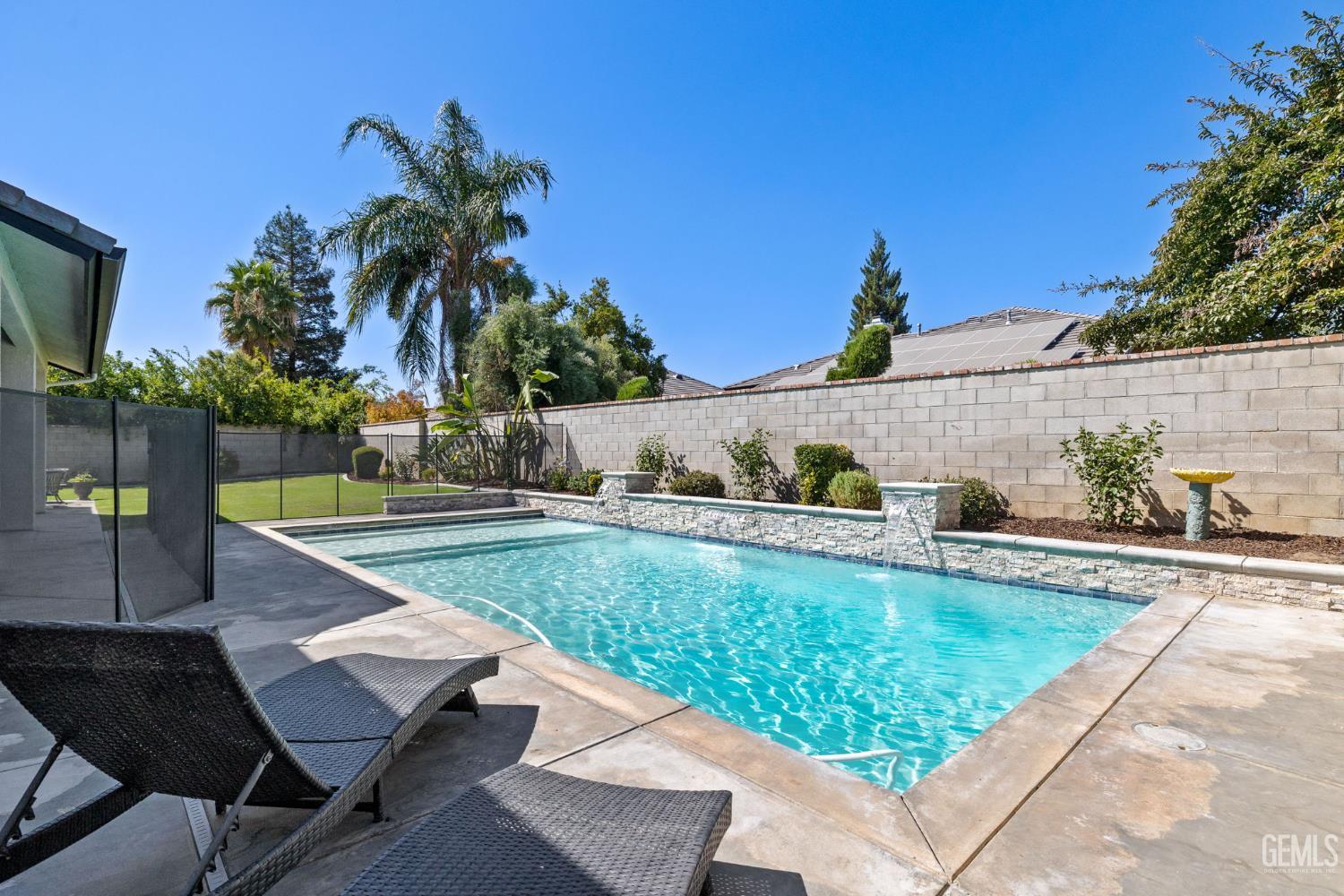 13010 Fall River Place