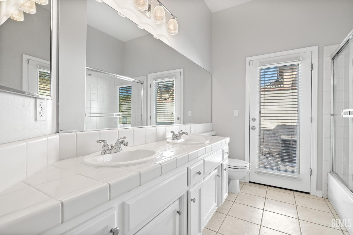 13010 Fall River Place