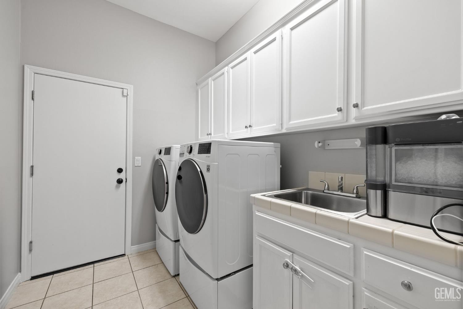 13010 Fall River Place