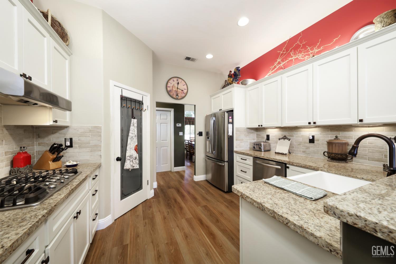 15503 Clarisse Street