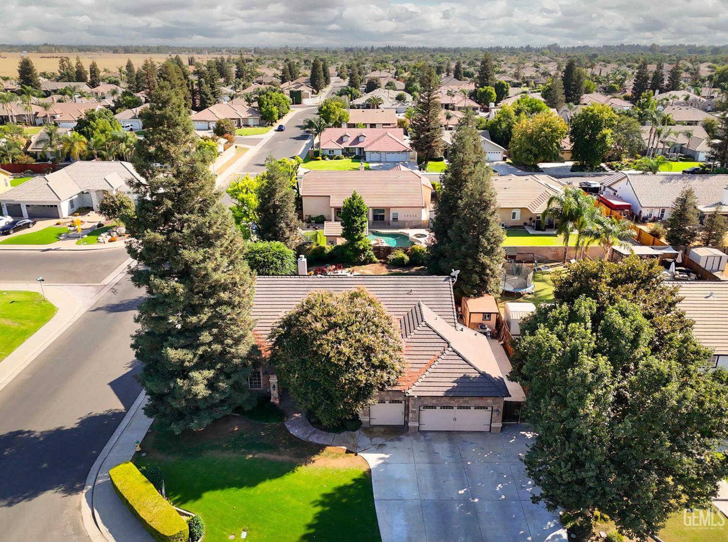 15503 Clarisse Street