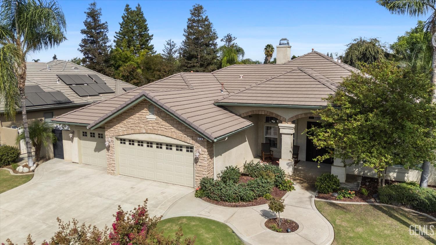 310 Coleshill Street