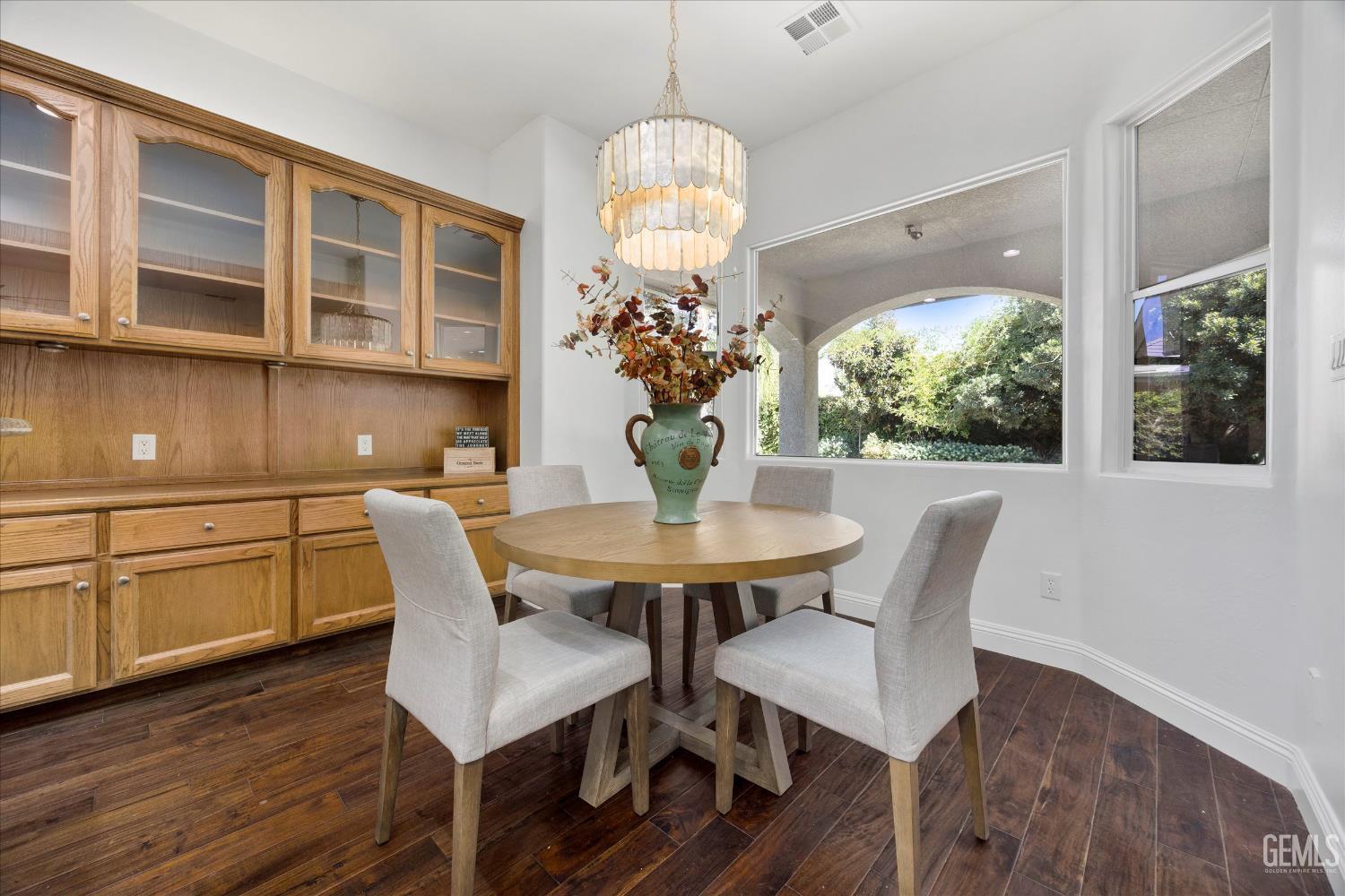 310 Coleshill Street