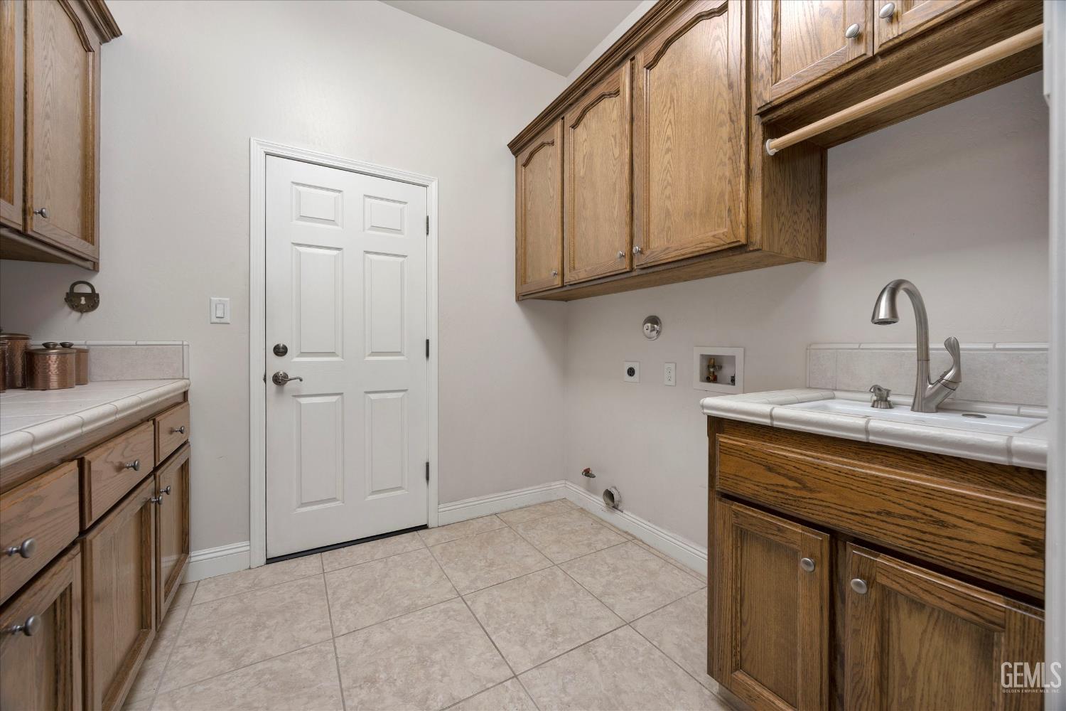 310 Coleshill Street