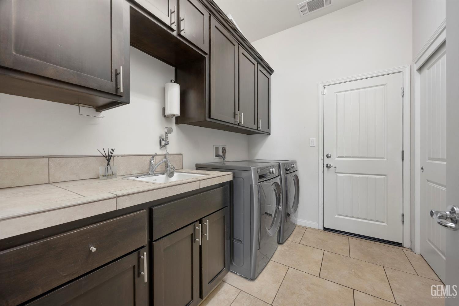 6002 Dartmoor Wood Avenue