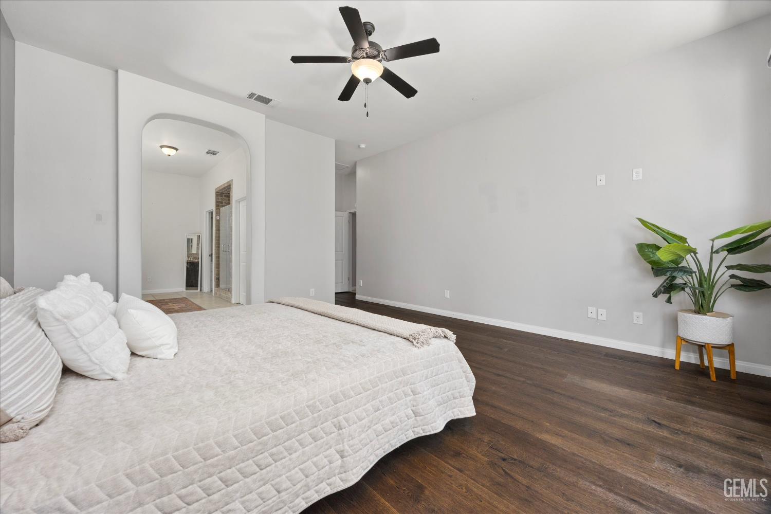 6002 Dartmoor Wood Avenue