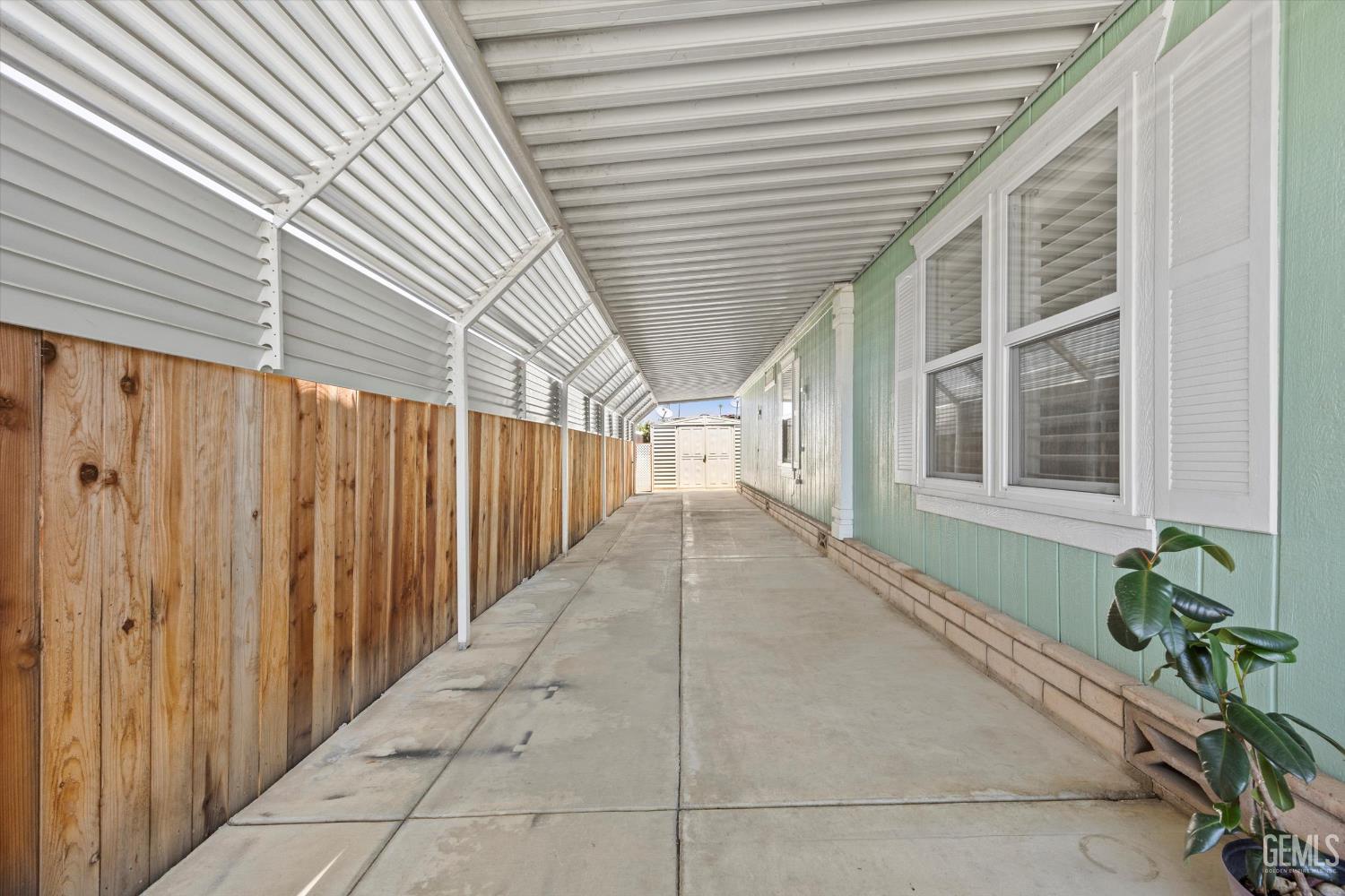 612 44th Street