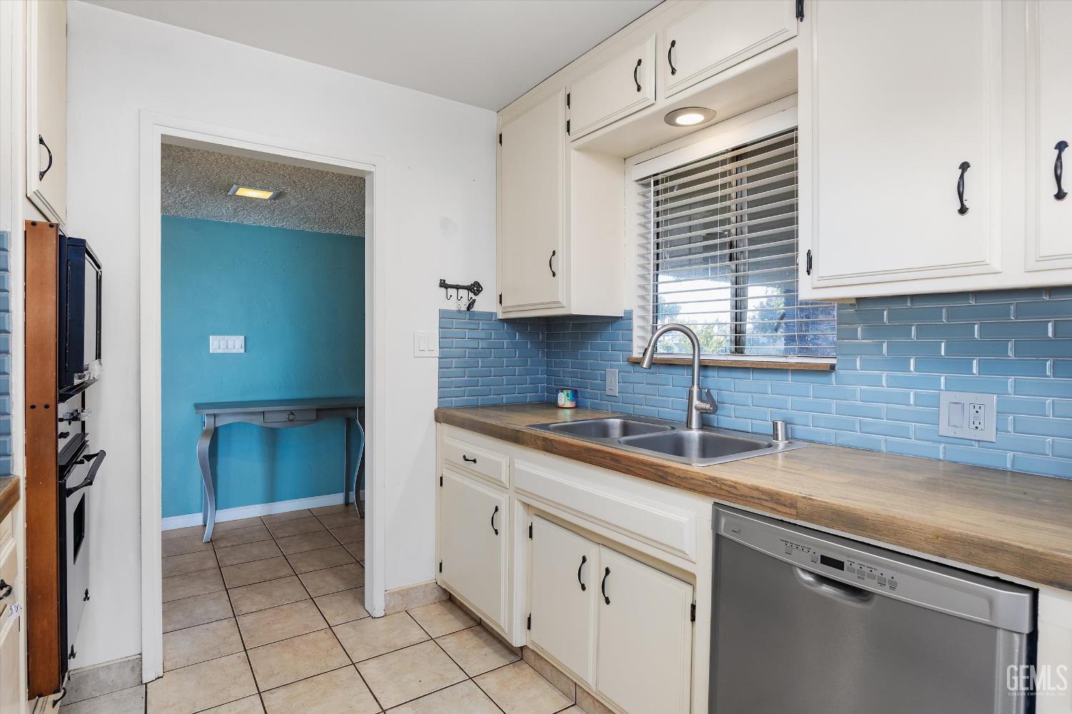 2504 Prestwick Court