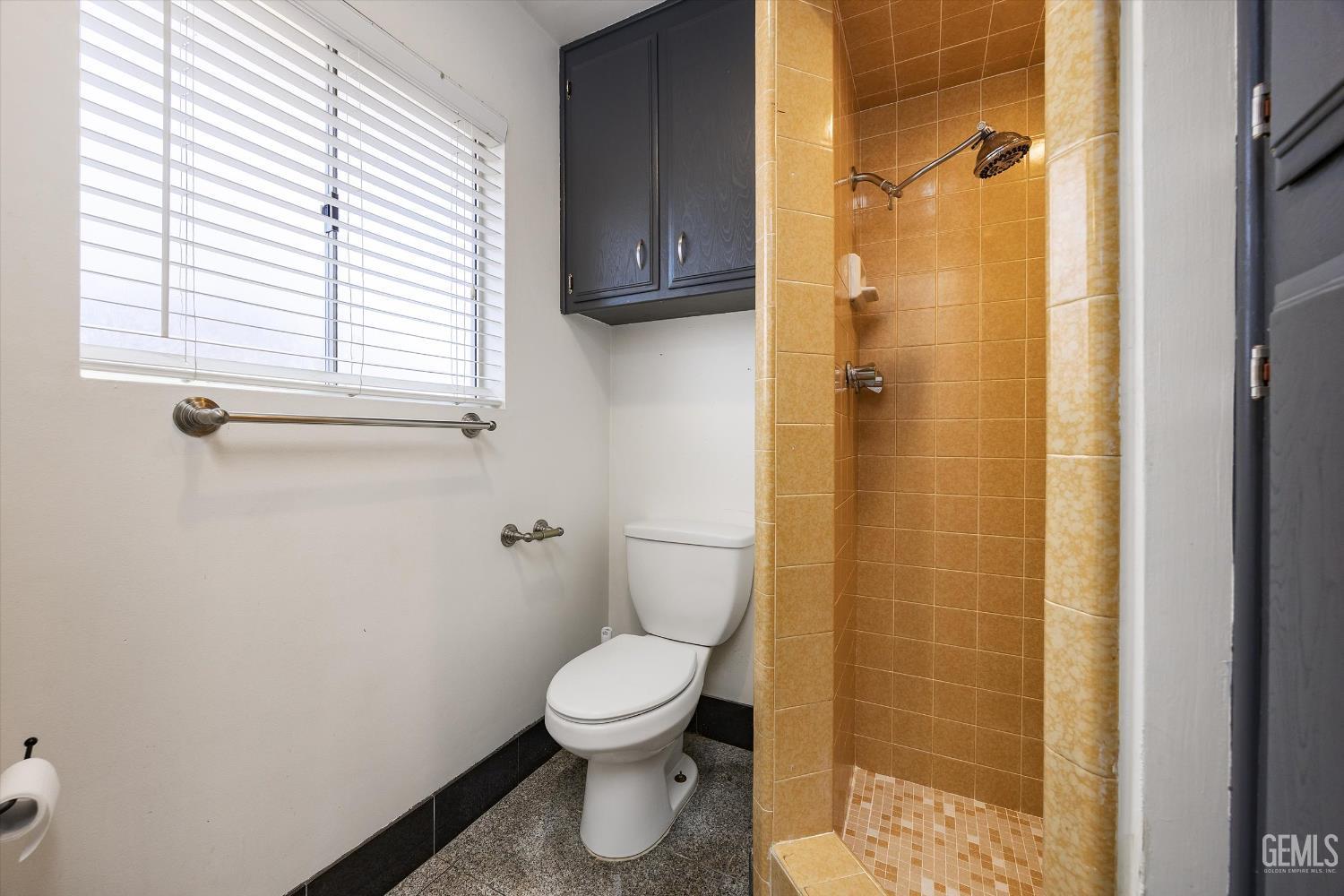 2504 Prestwick Court