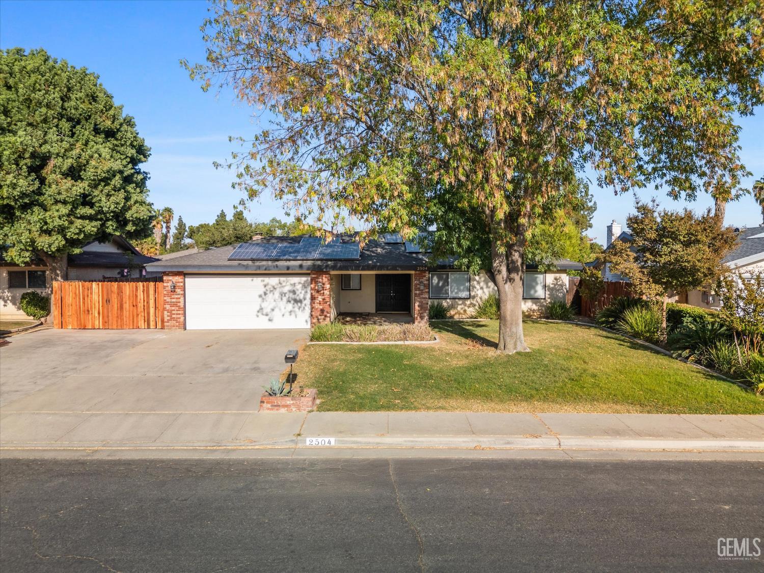 2504 Prestwick Court