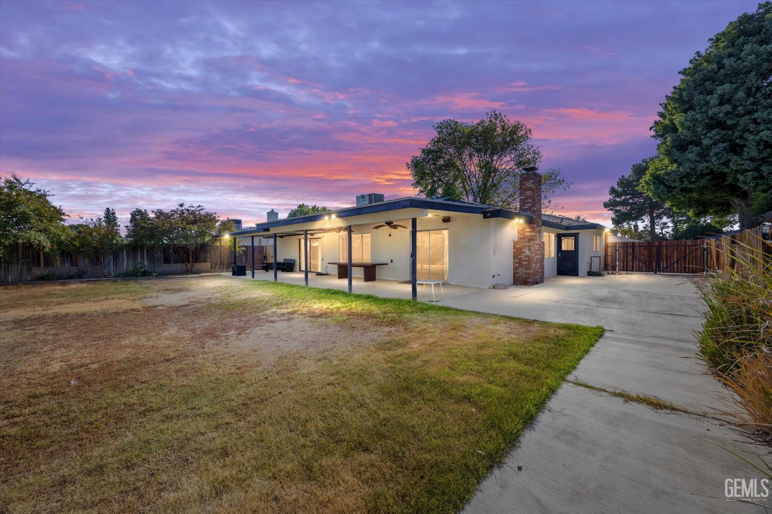 2504 Prestwick Court