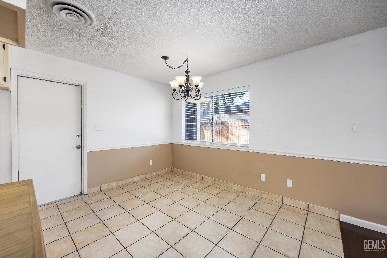 2504 Prestwick Court