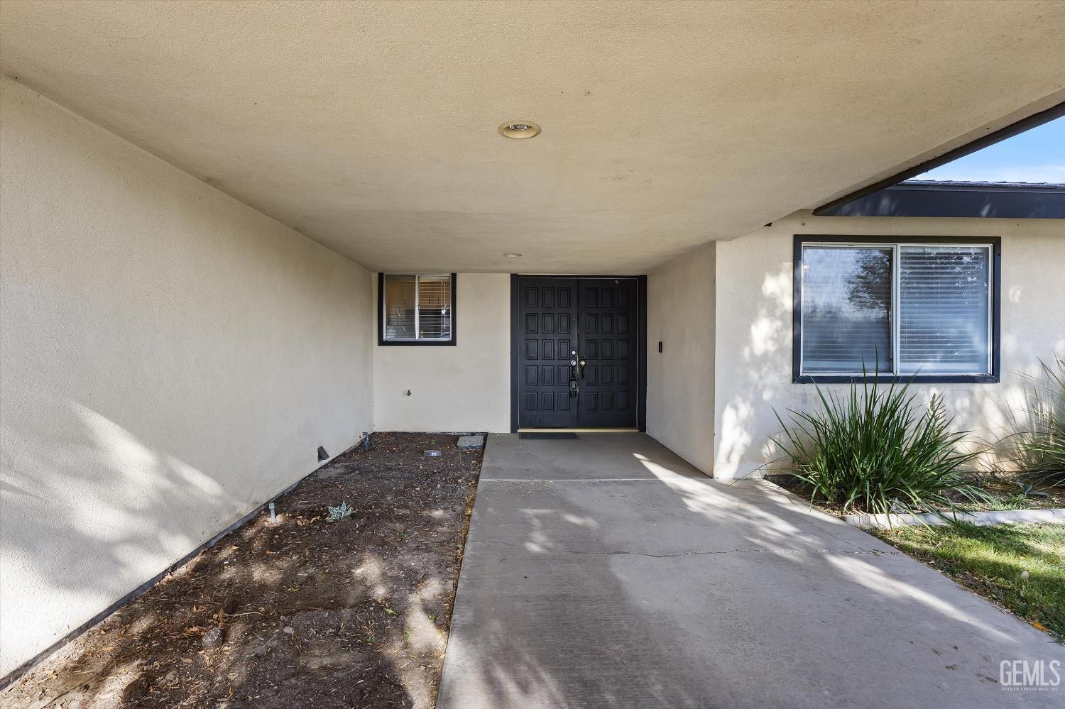 2504 Prestwick Court