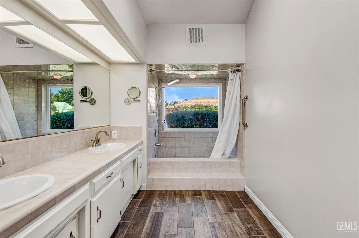 13804 Taradale Court