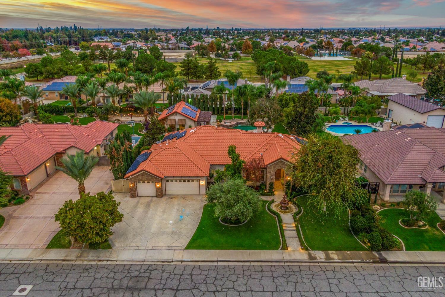 15918 Clos Du Val Avenue