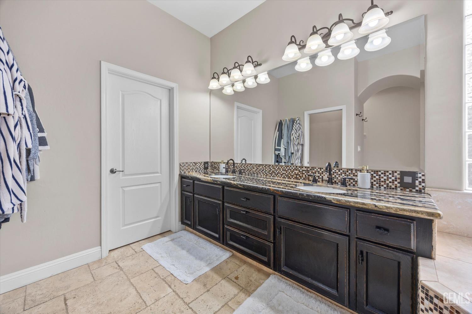 10209 Patterson Street