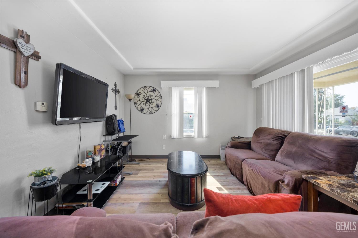 2700 Charleston Drive