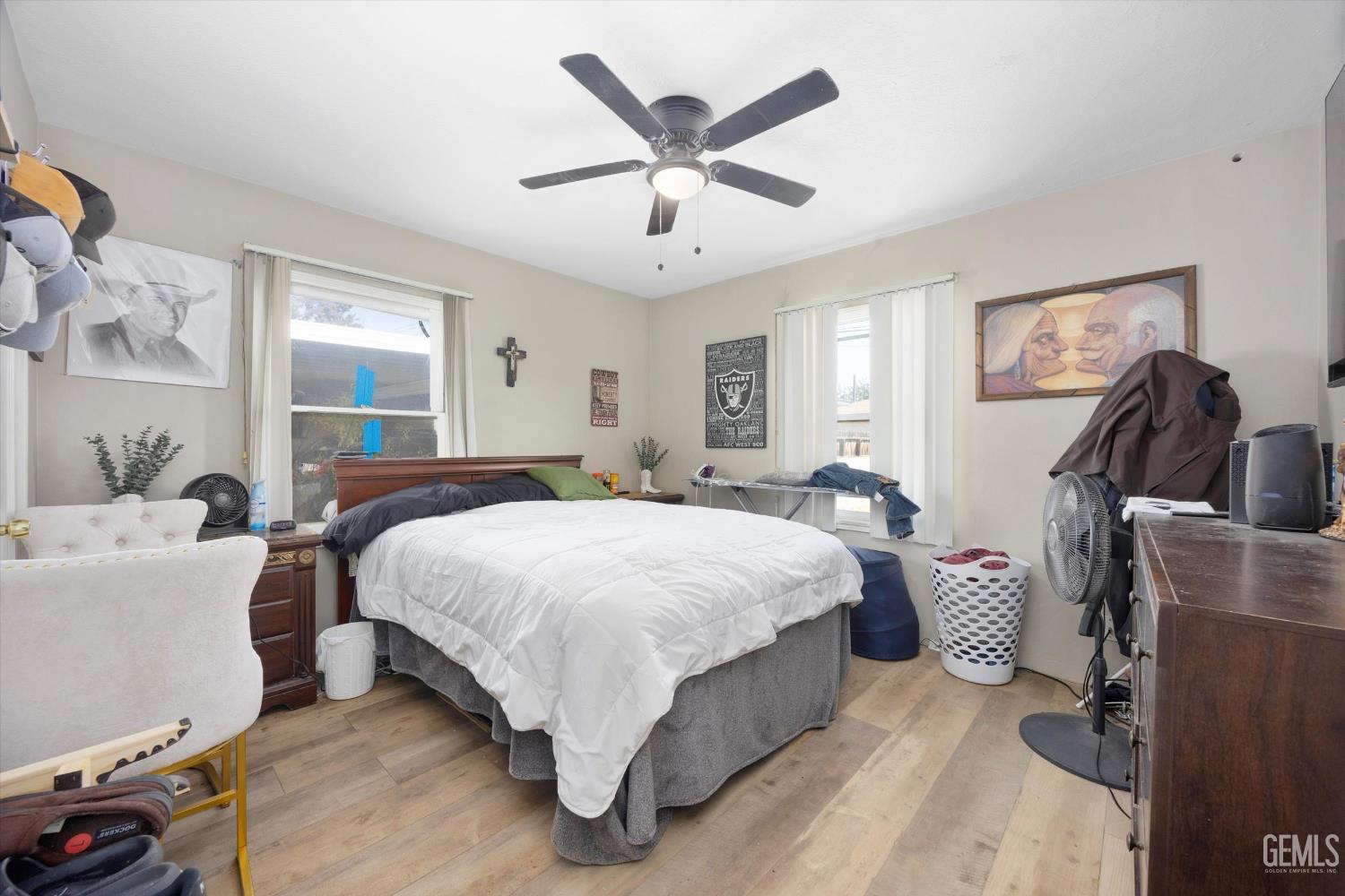 2700 Charleston Drive