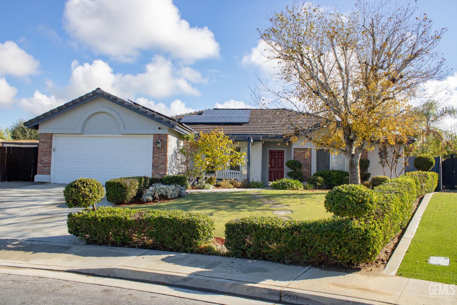 5004 Sioux Place