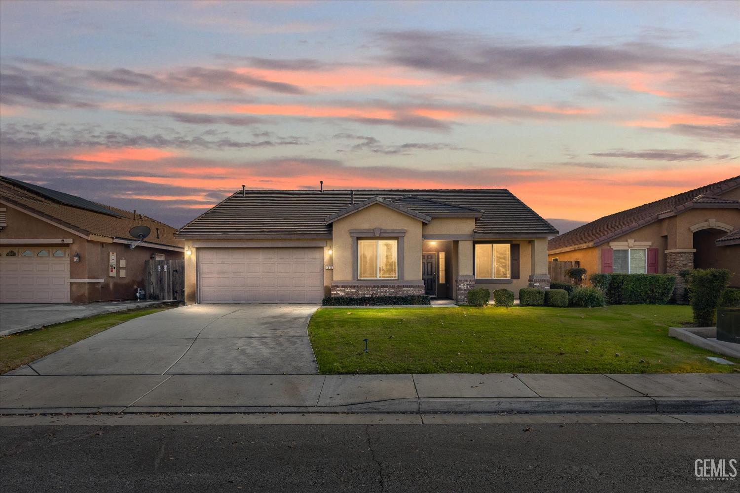 5005 Green Clover Avenue