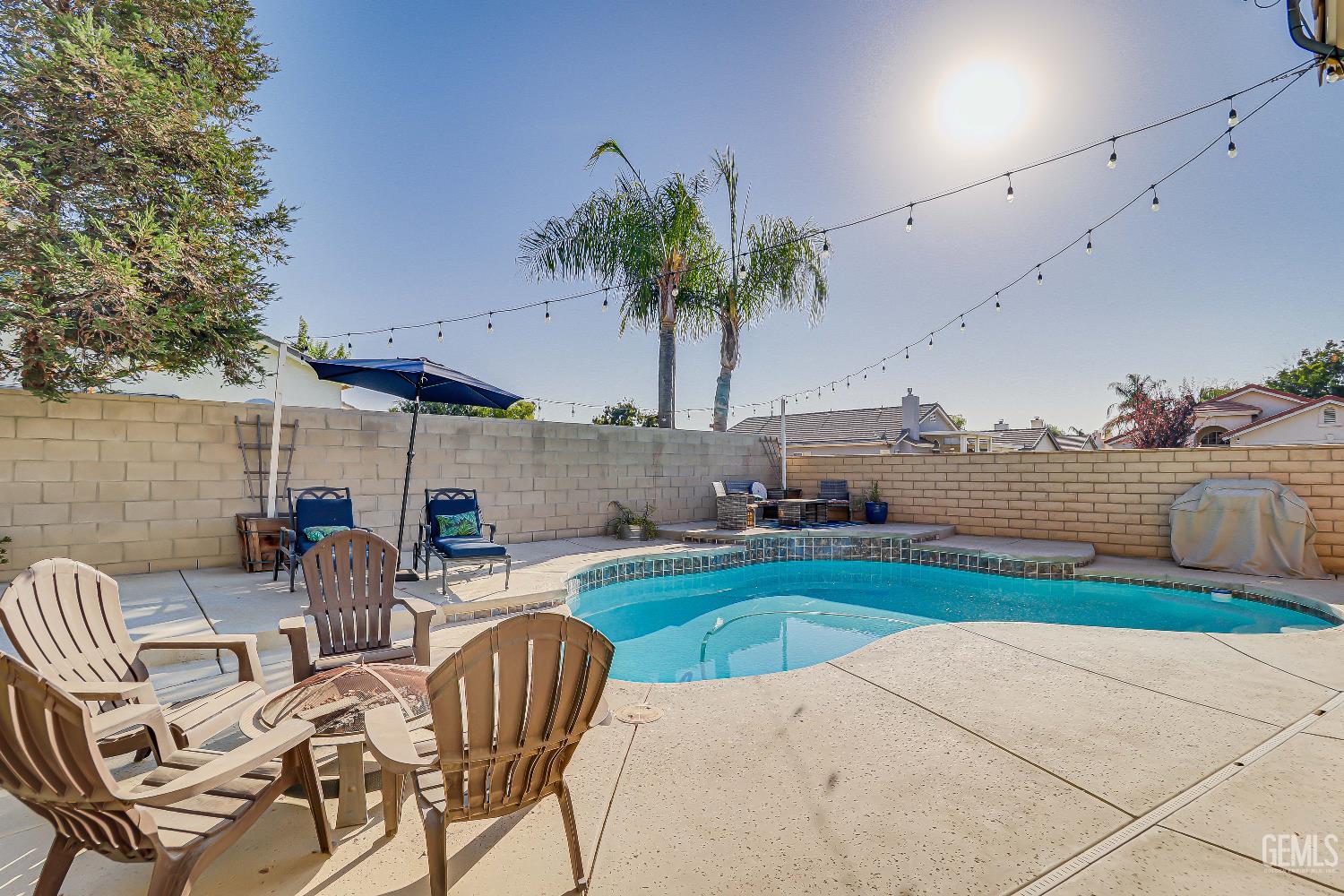 8521 Shoal Court
