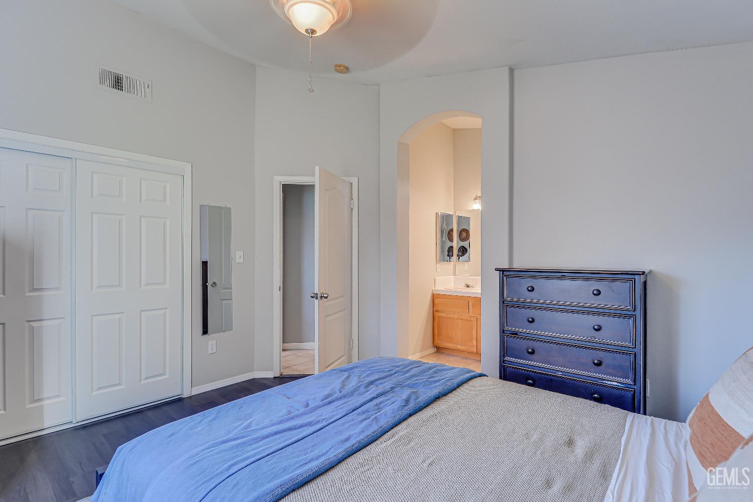 8521 Shoal Court