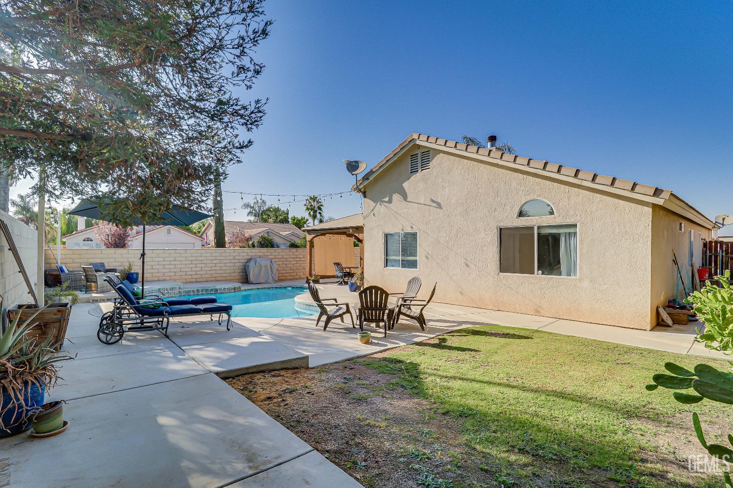 8521 Shoal Court