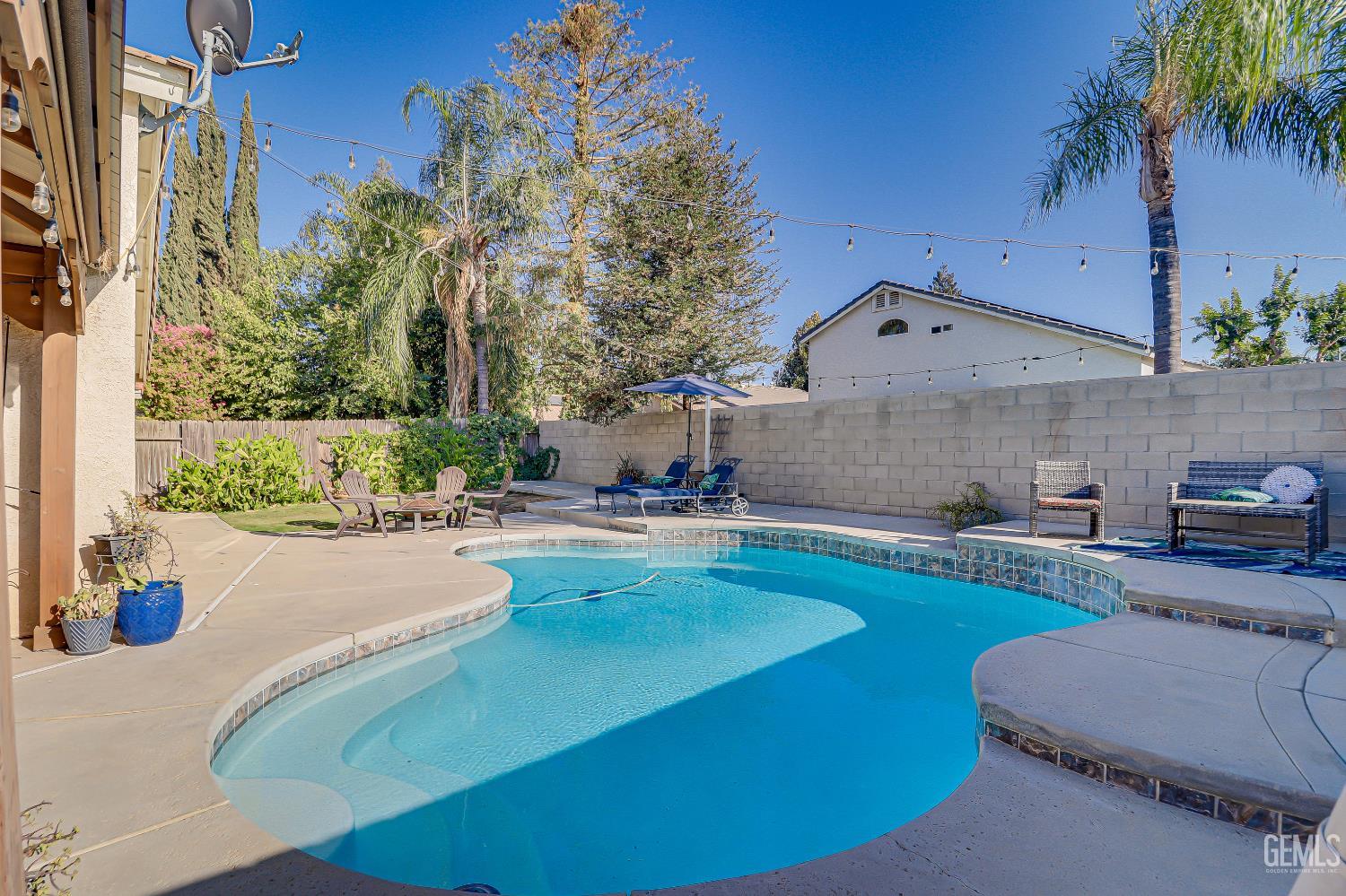 8521 Shoal Court