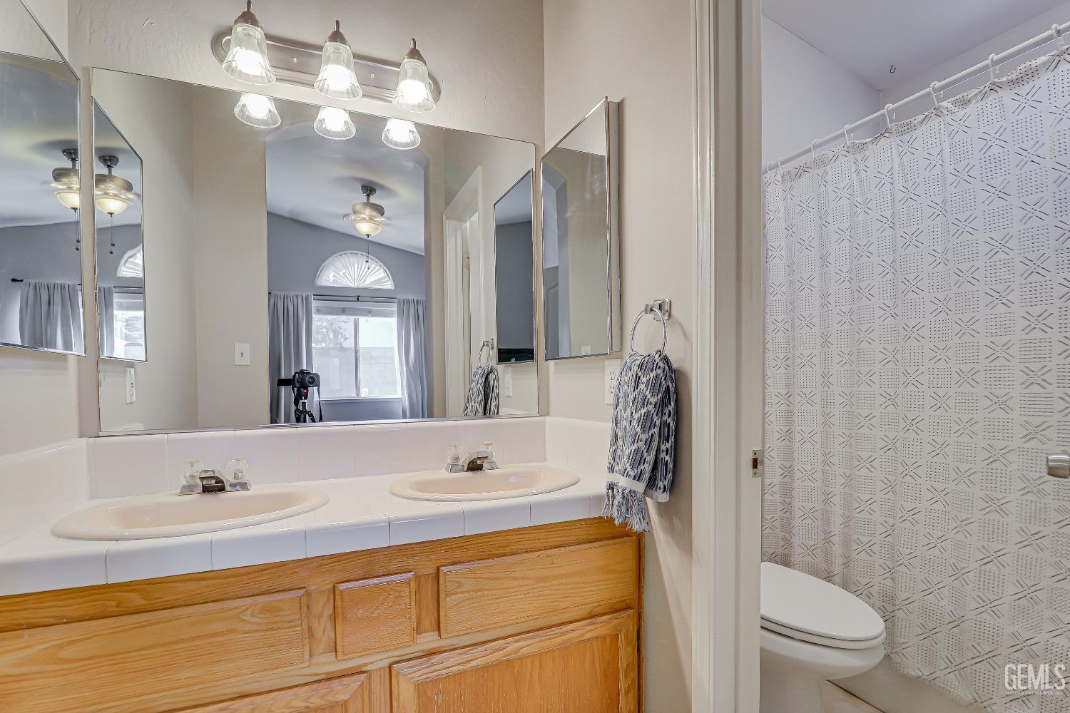 8521 Shoal Court