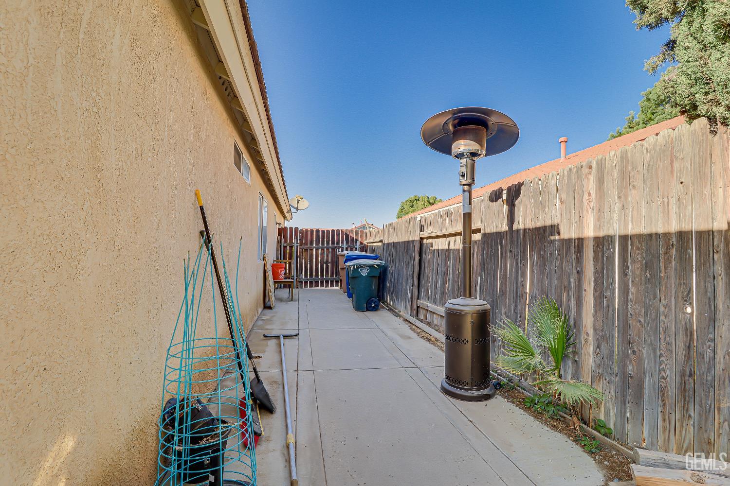 8521 Shoal Court