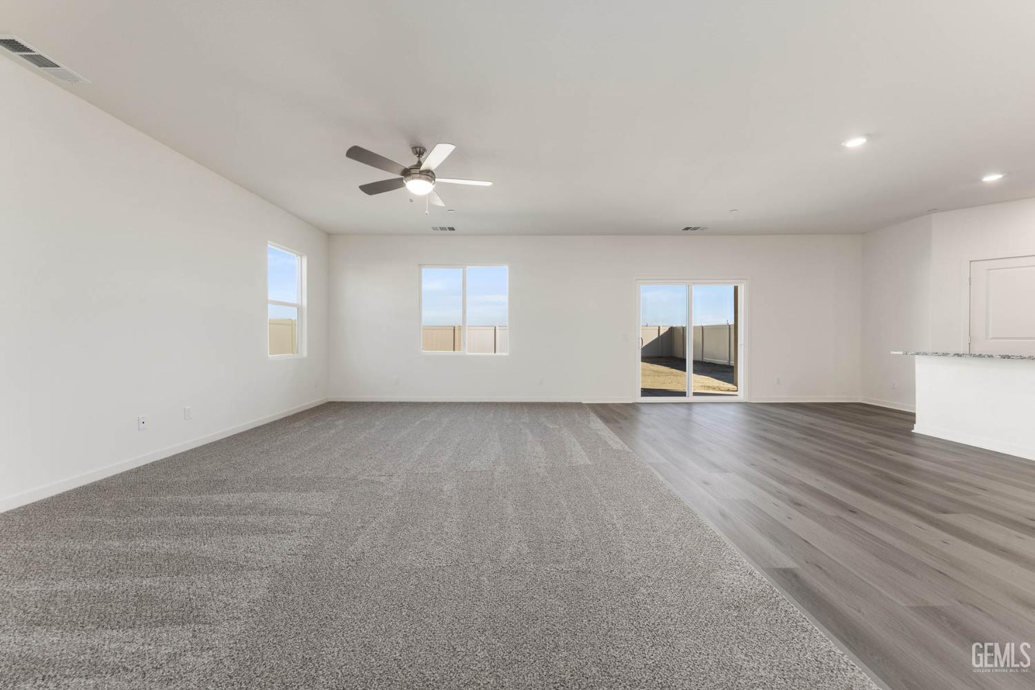 7806 Grapefruit Drive