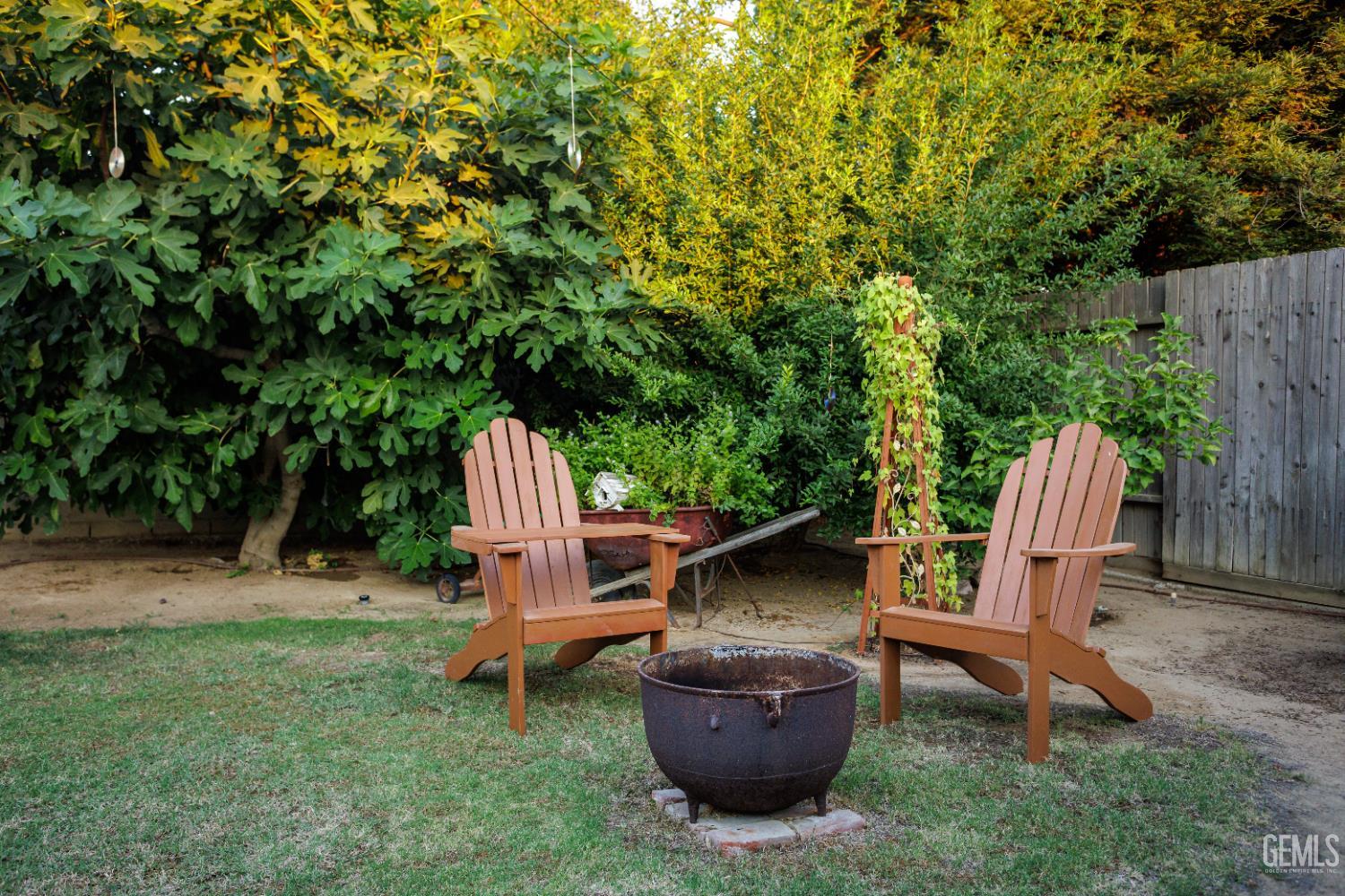 5216 Westpark Street