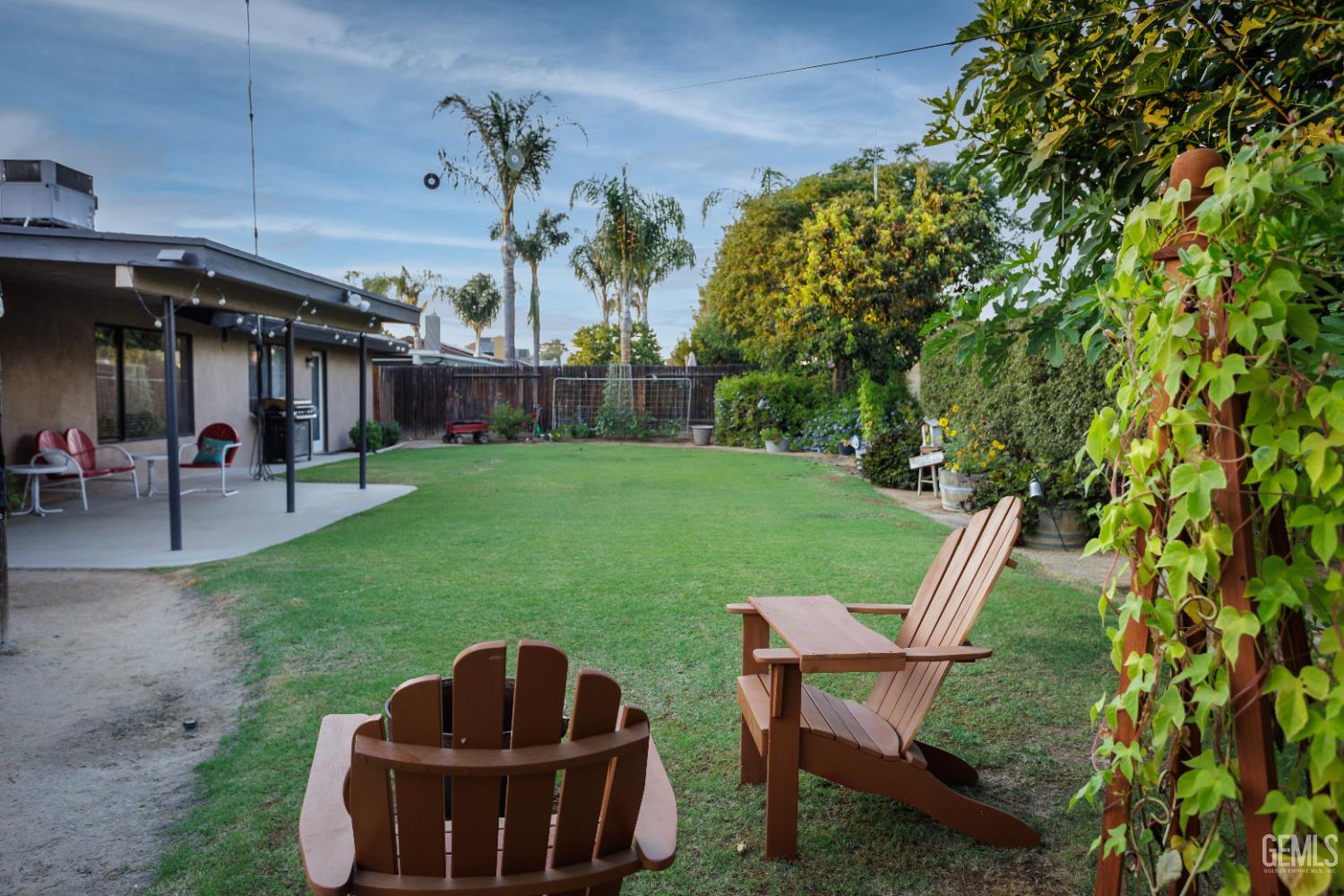 5216 Westpark Street