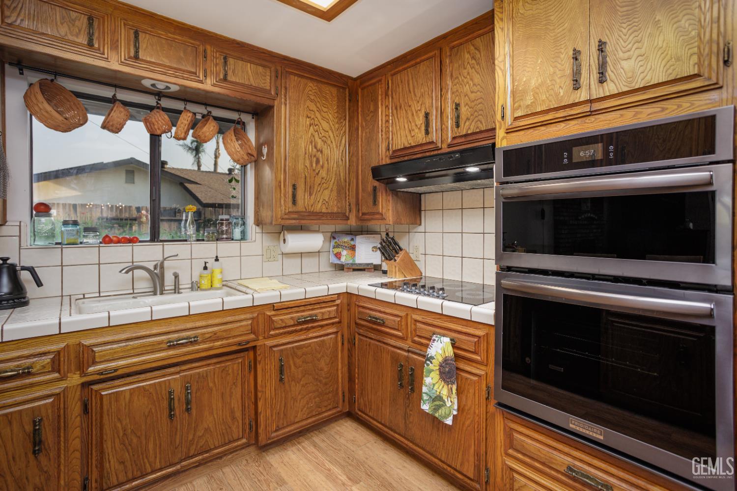 5216 Westpark Street