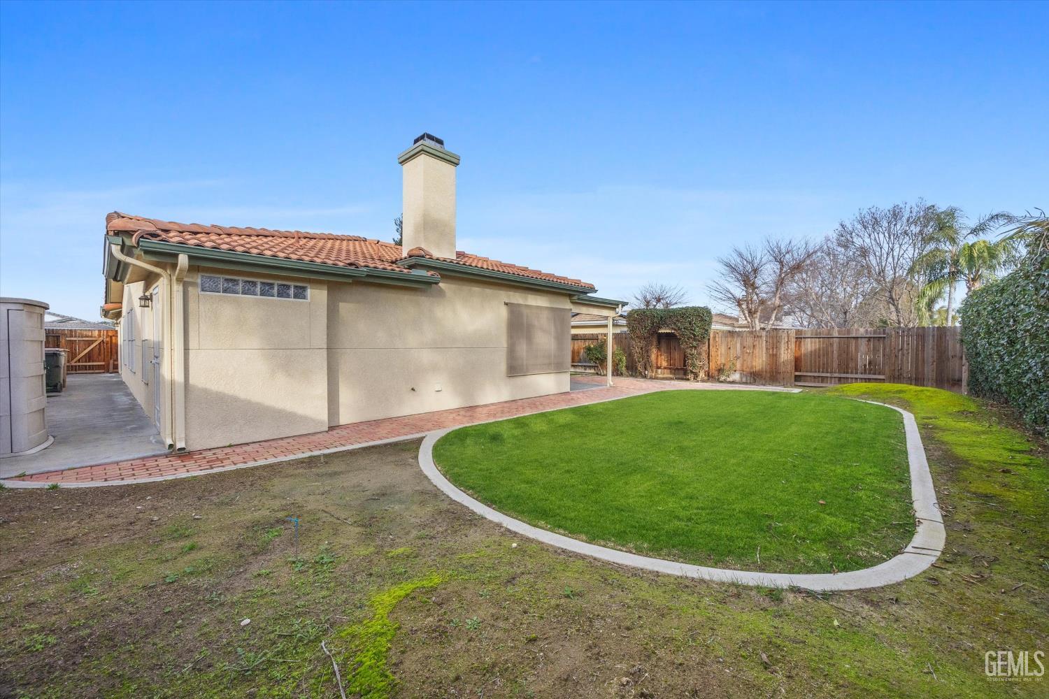 10401 Atakapa Avenue