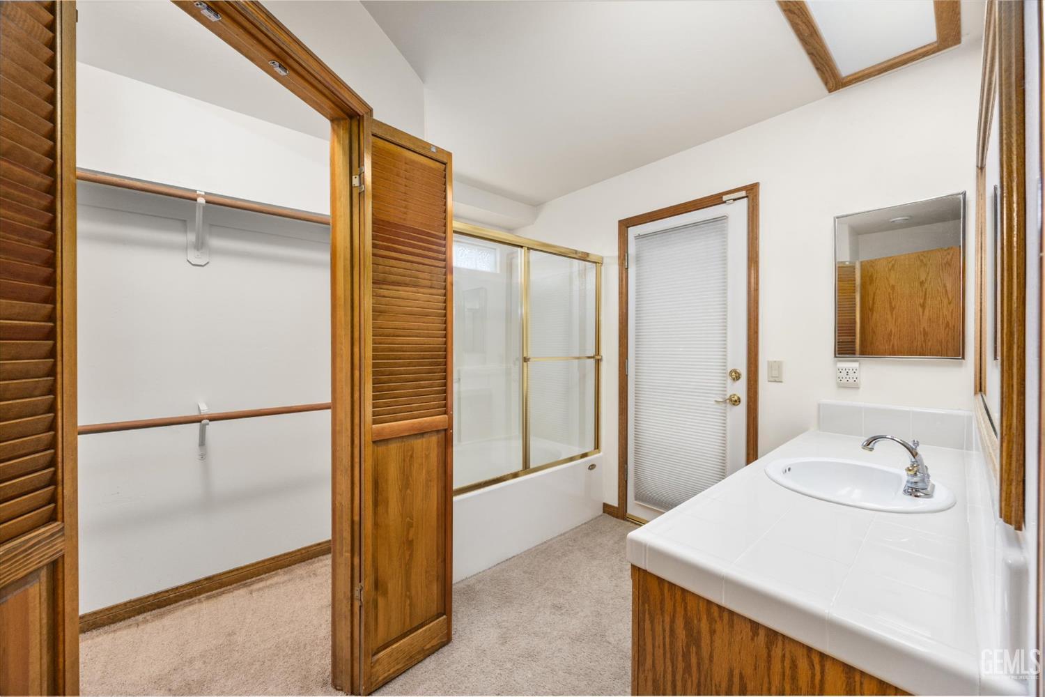 10401 Atakapa Avenue