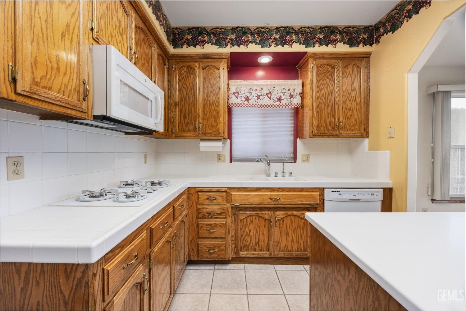 10401 Atakapa Avenue