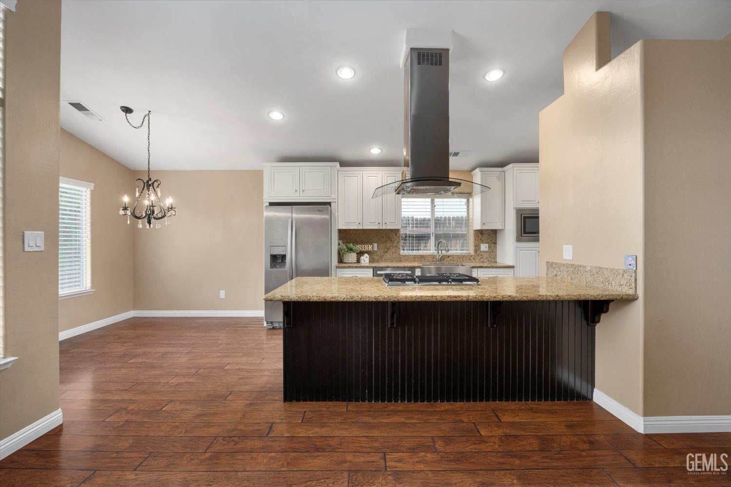 8502 Sun Harbor Drive