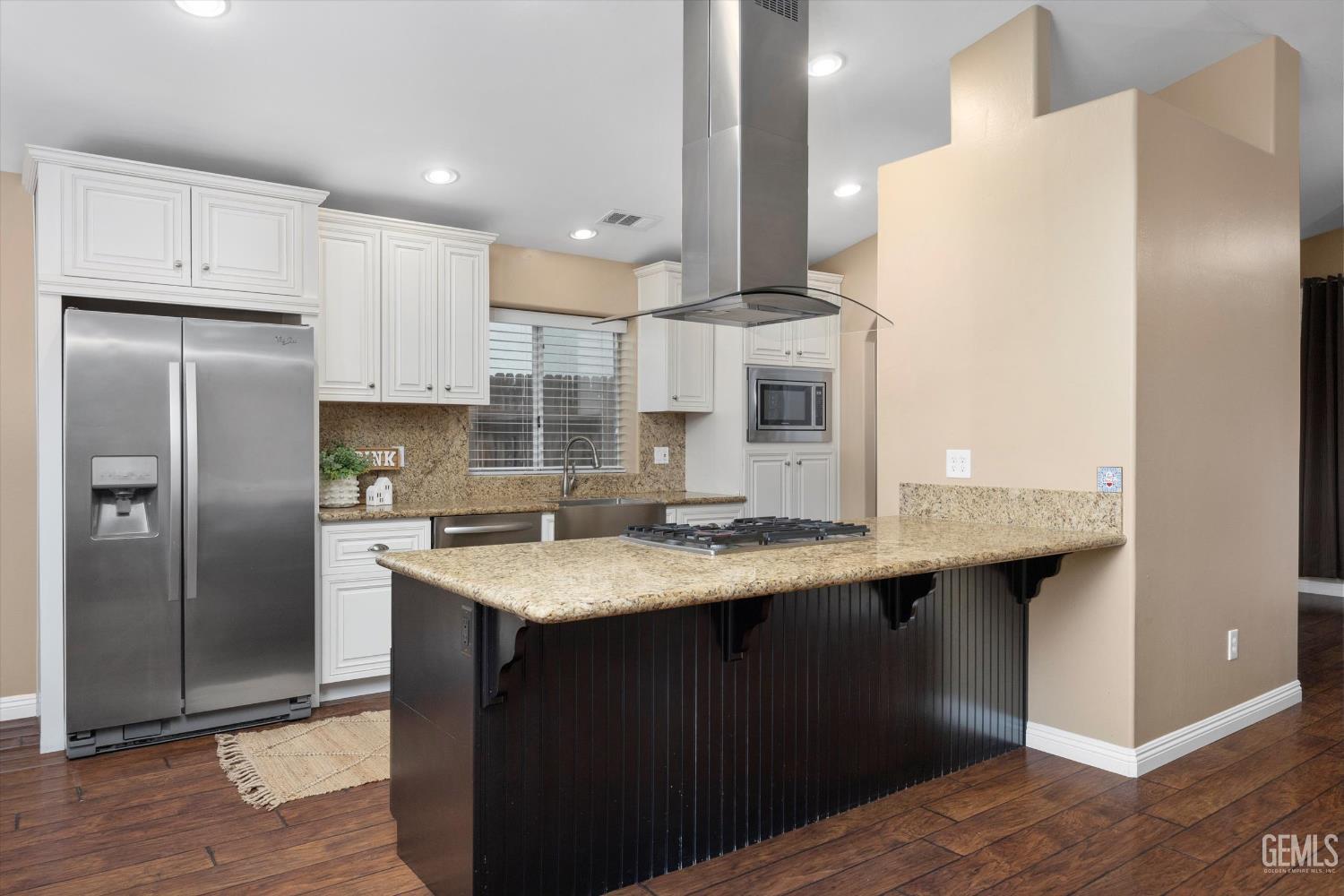 8502 Sun Harbor Drive