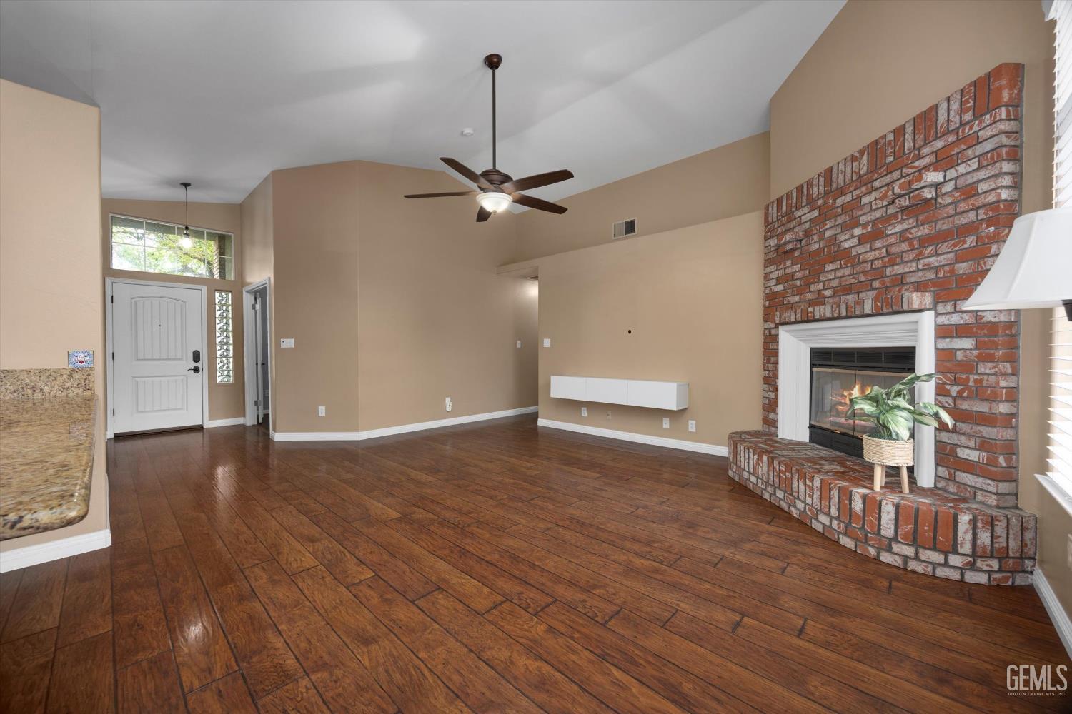 8502 Sun Harbor Drive