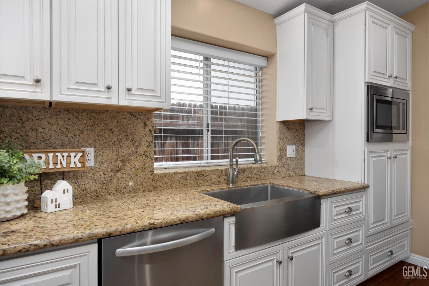 8502 Sun Harbor Drive