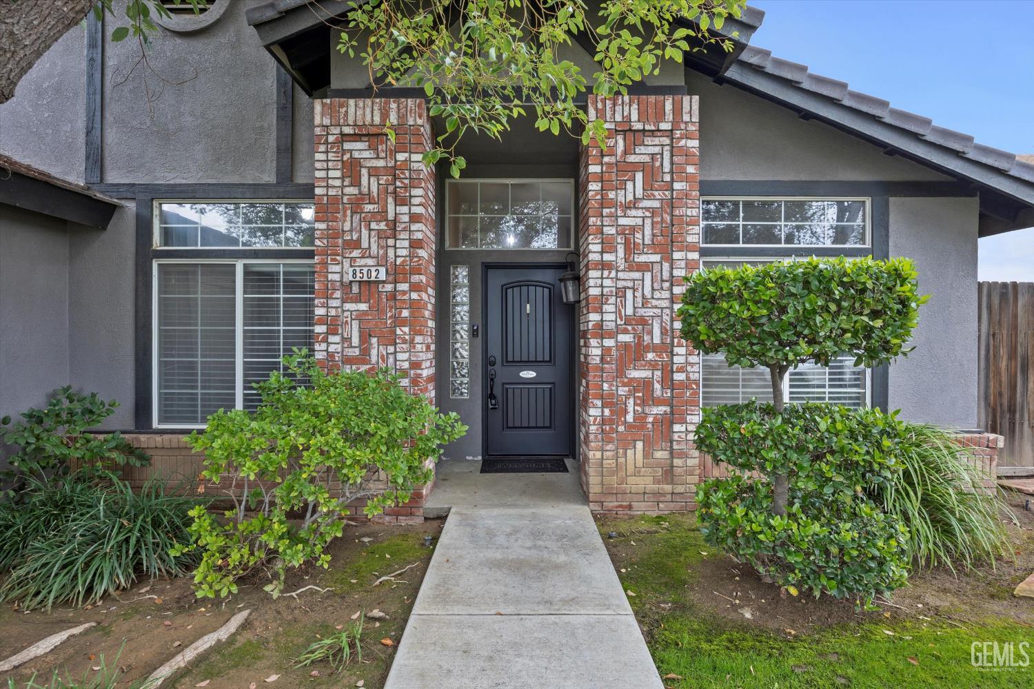 8502 Sun Harbor Drive