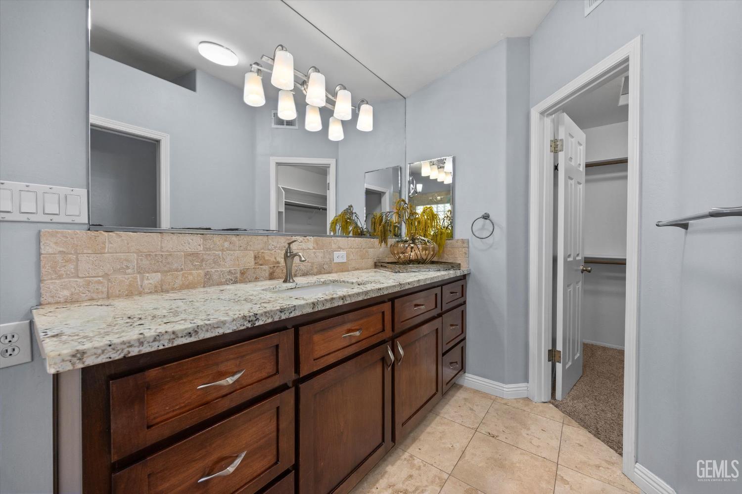 8502 Sun Harbor Drive