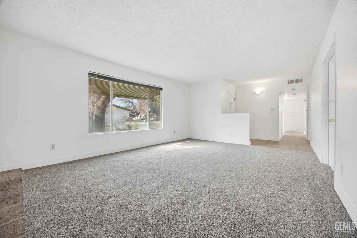 2704 Hallisey Street