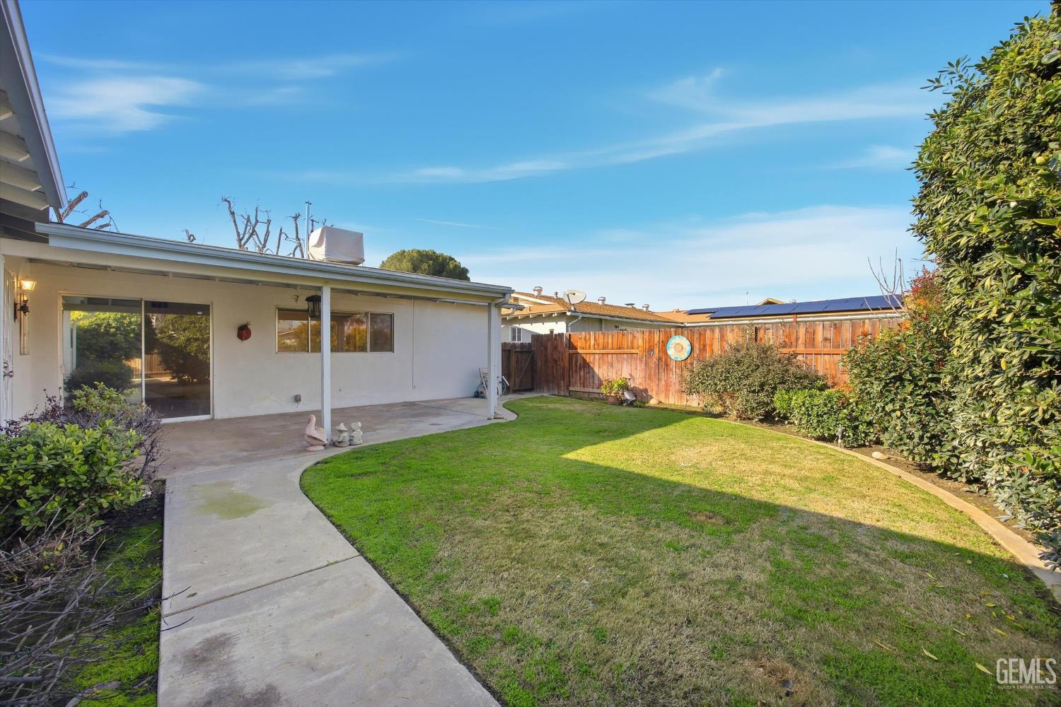 2704 Hallisey Street