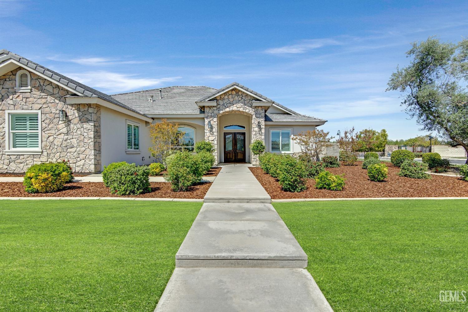 16602 Northfield Way
