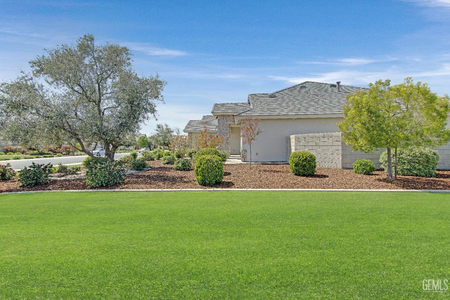 16602 Northfield Way
