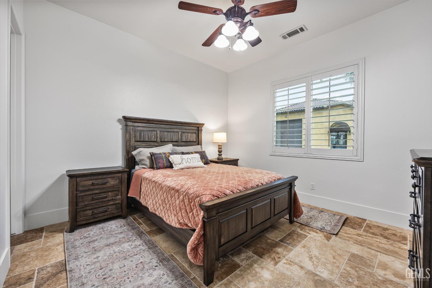 17609 Legend Oaks Lane