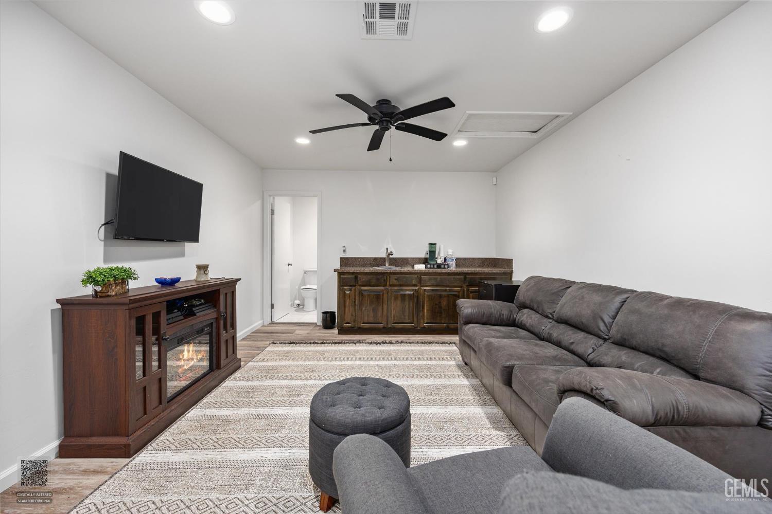 17609 Legend Oaks Lane