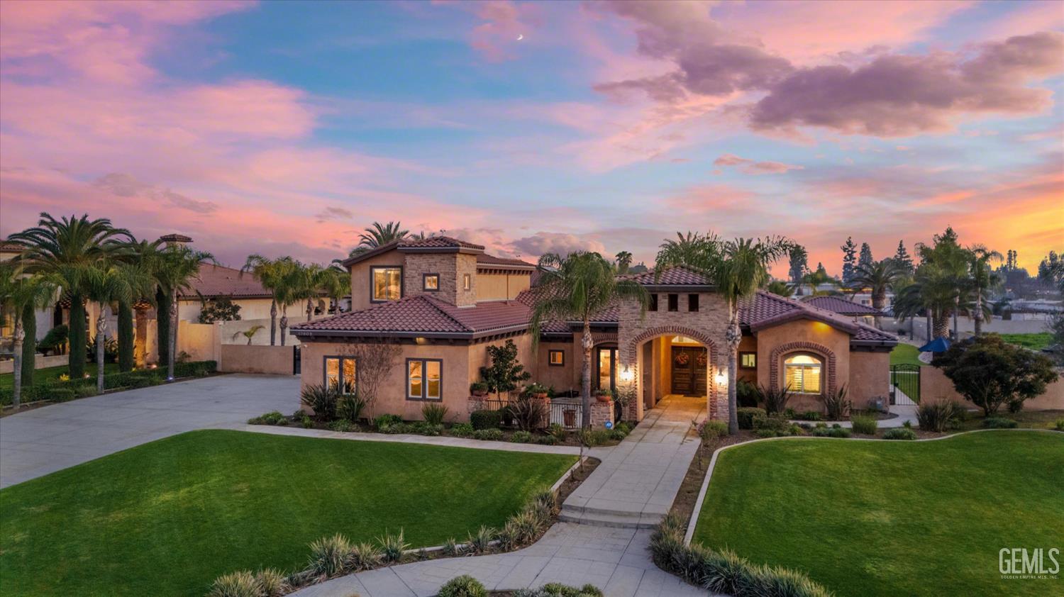 17609 Legend Oaks Lane